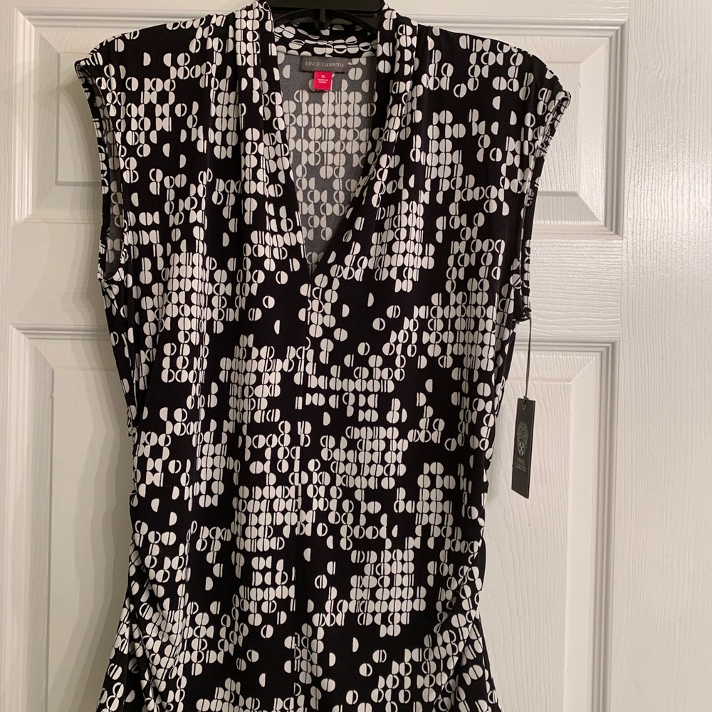 Vince Camuto skirt set